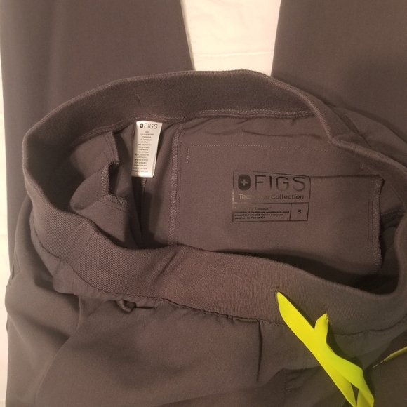 Figs Scrub Set SMALL - Picture 5 of 9